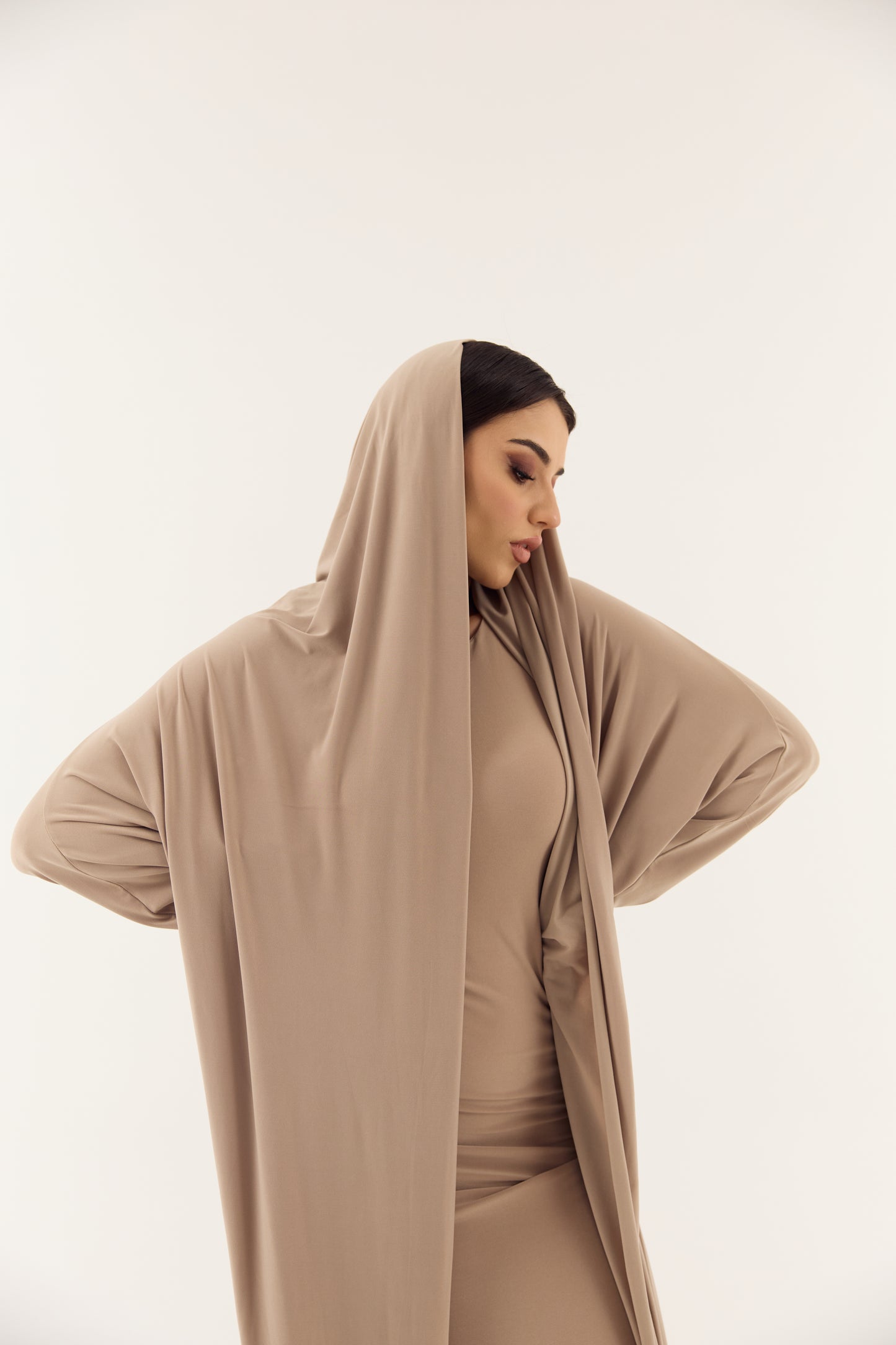 Flowing Stretch Abaya