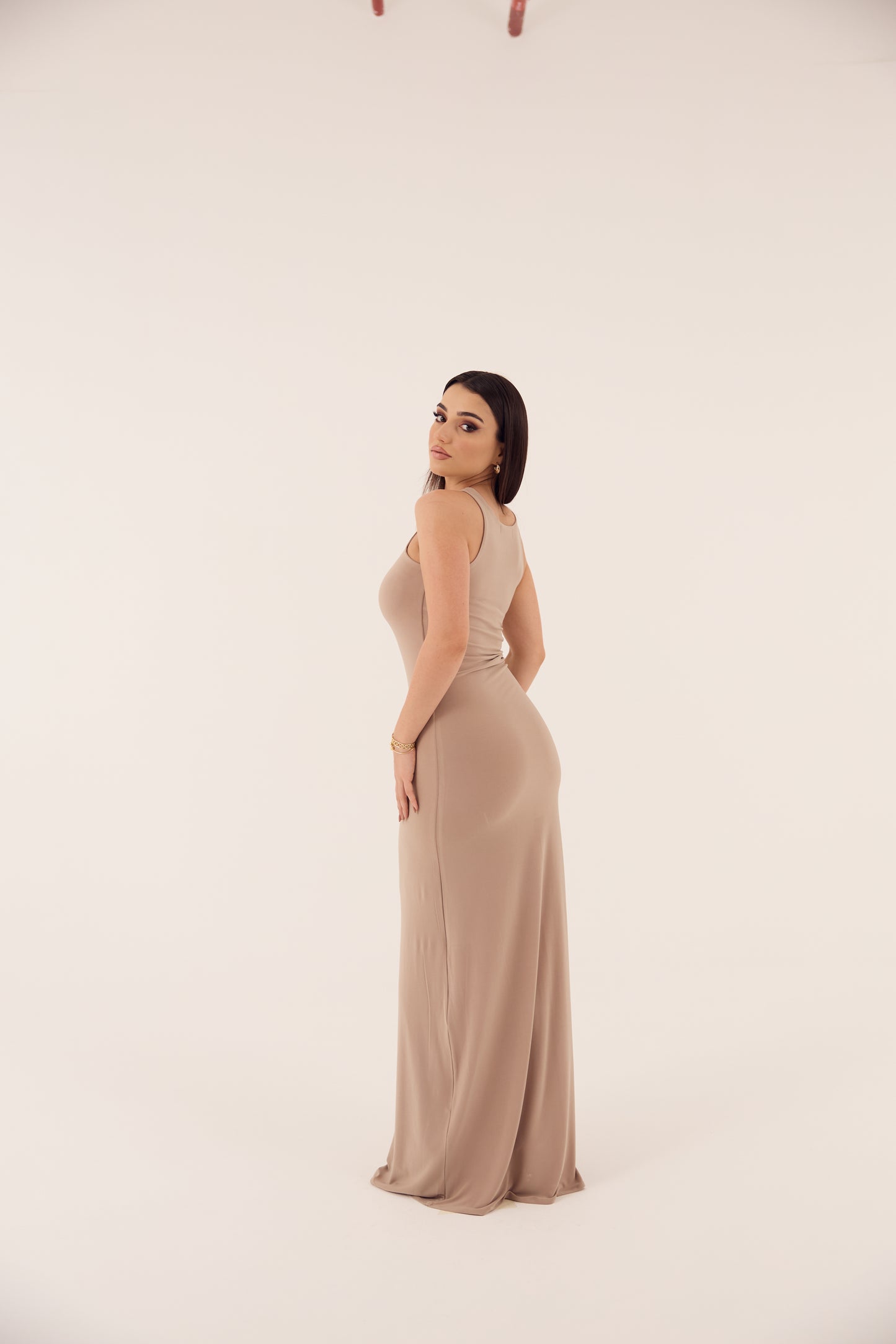 Basic Dress - Sculpting Fit