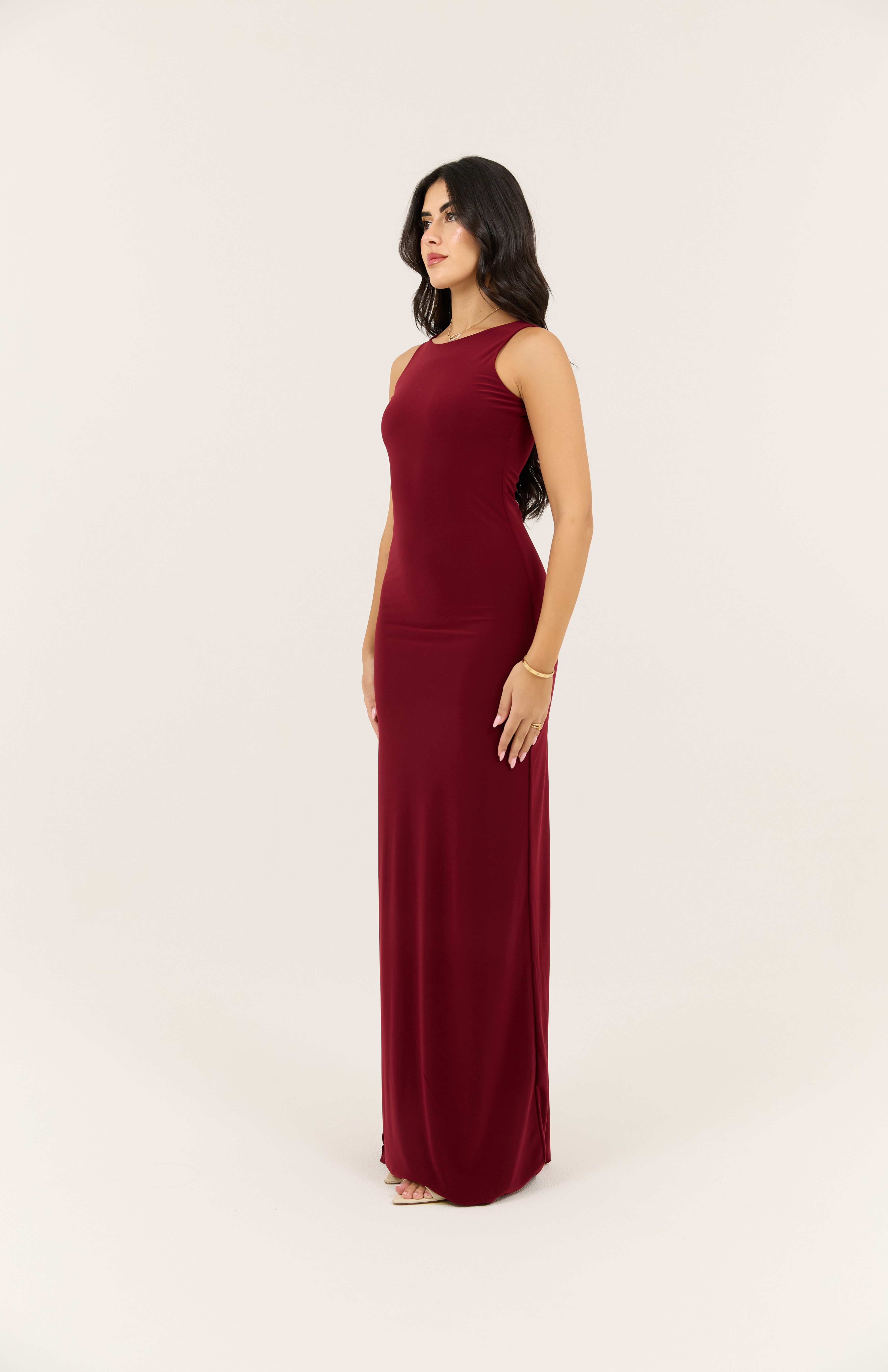 Cherry Basic Dress Sculpting Fit