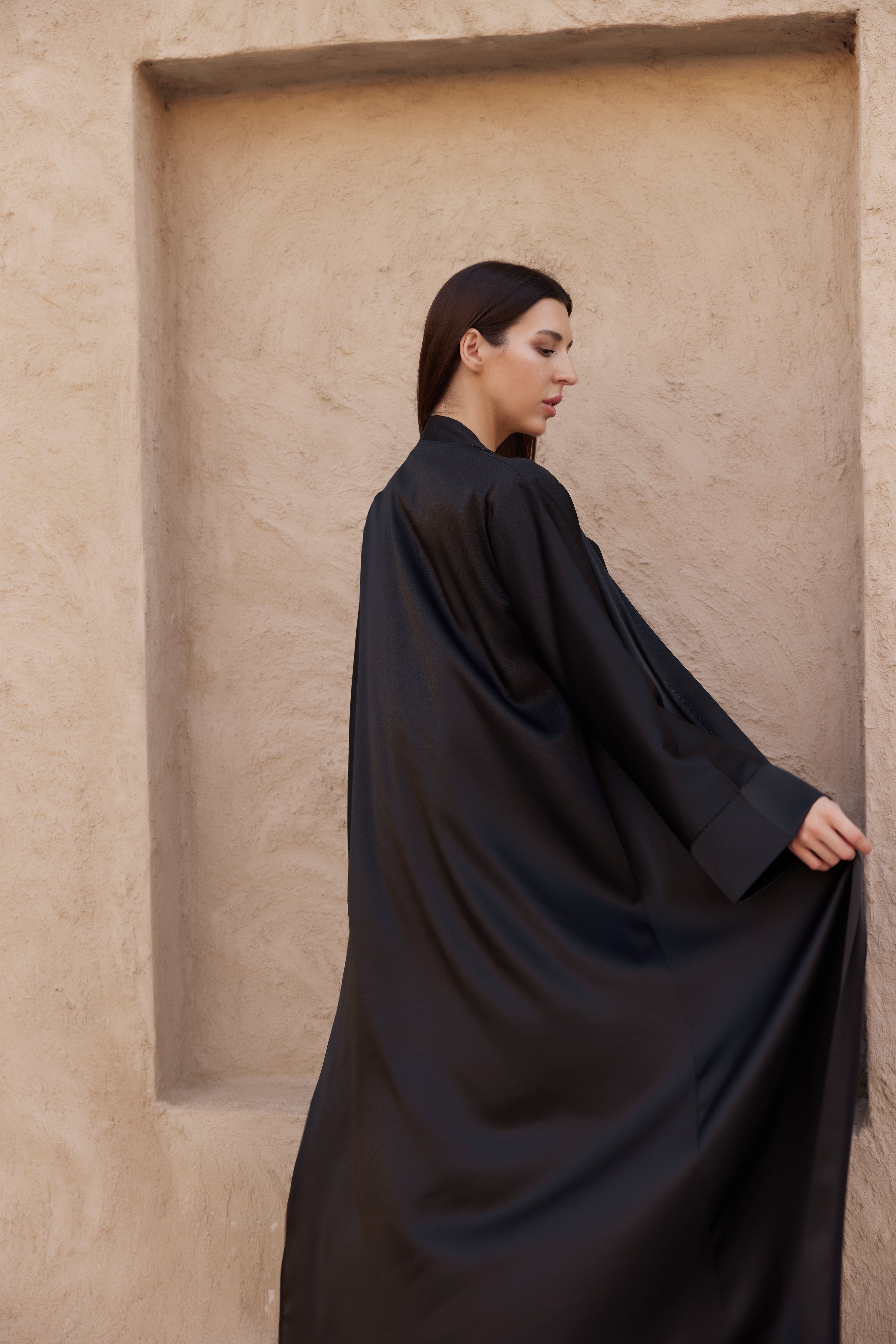Emirati Satin black - Flaya
