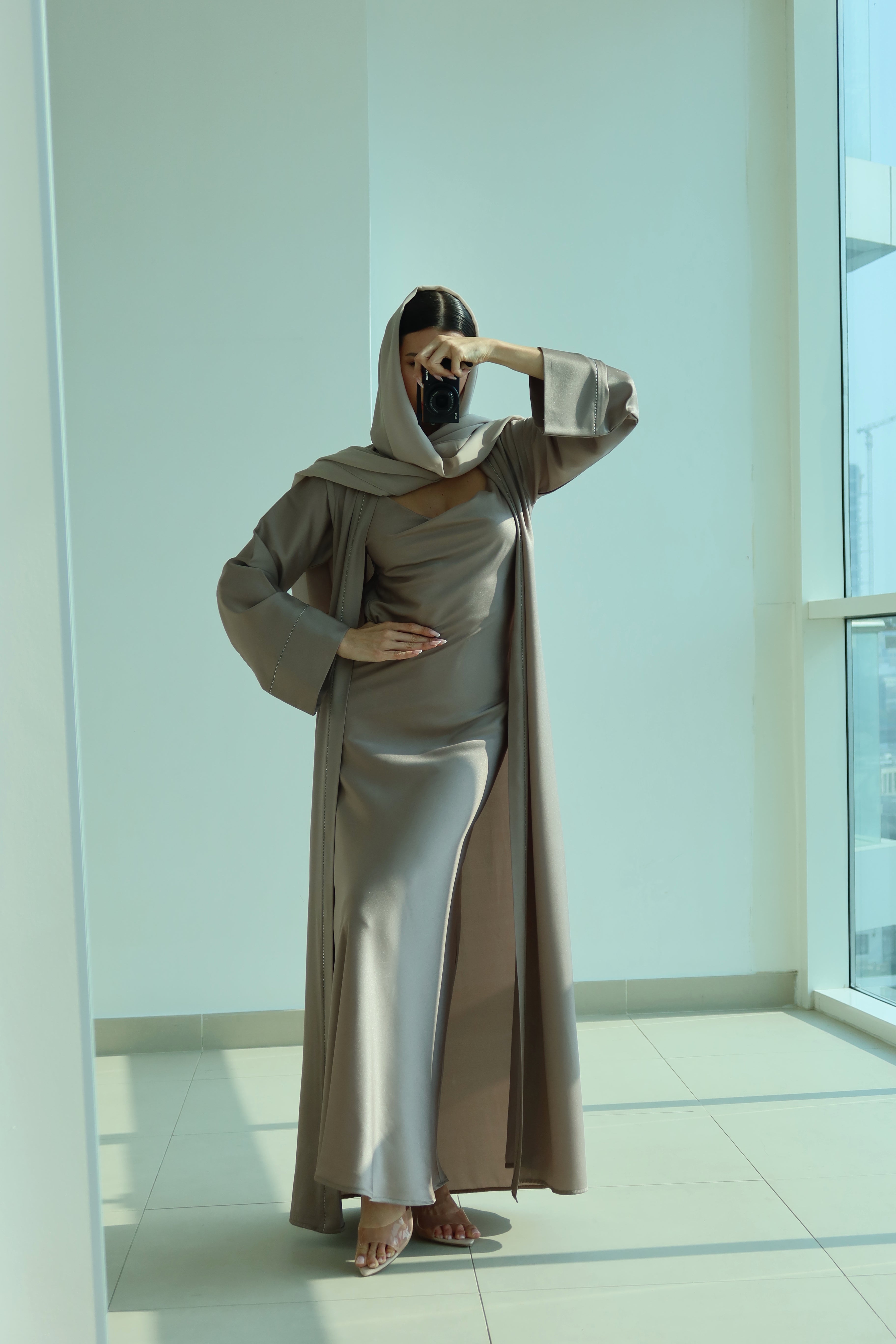 Emirati Satin beige